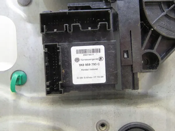 OEM 360171759 Régulateur Vitre Avant Droit VW Touran image 6