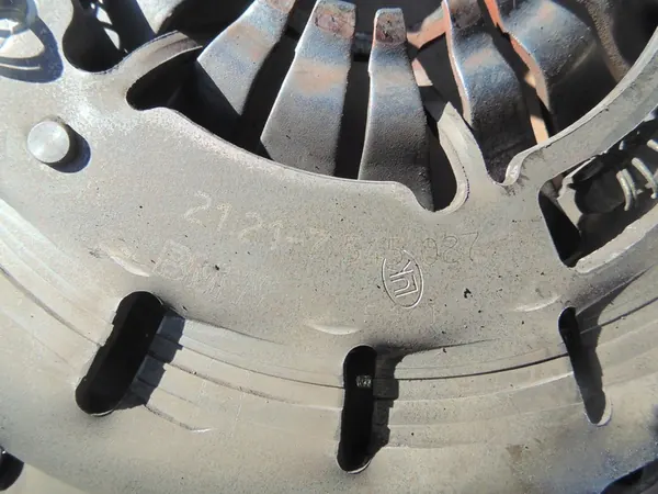 Plaque de pression d'embrayage BMW 7545087 image 2