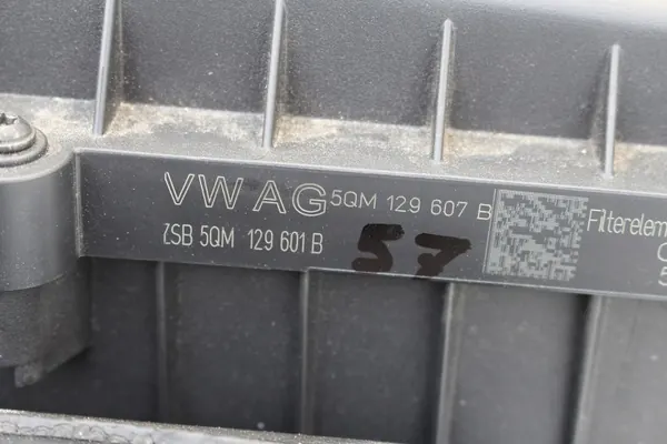 Filtre à air VW Golf 7 OEM 5QM129601B Diesel 2.0TDi image 5