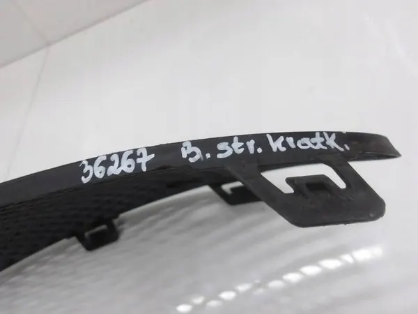 Grille de pare-chocs avant gauche Mercedes W205 image 4