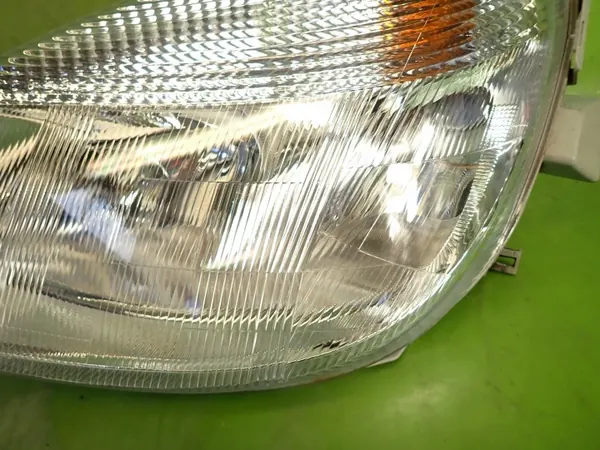 Farol esquerdo OEM 0301189201 para Mercedes Vaneo image 3