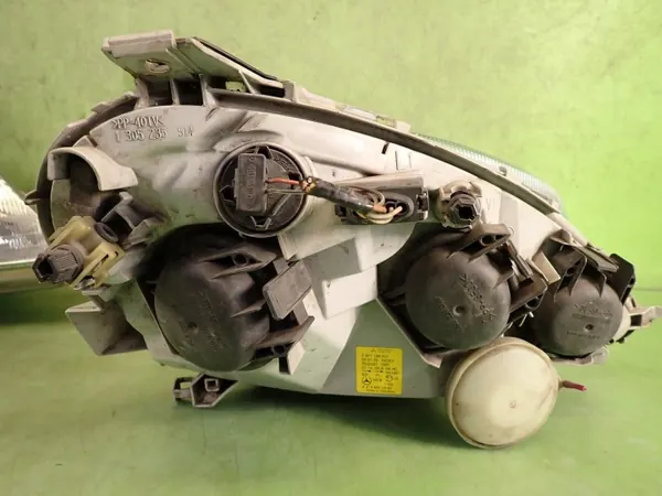 Farol esquerdo OEM 0301189201 para Mercedes Vaneo image 5