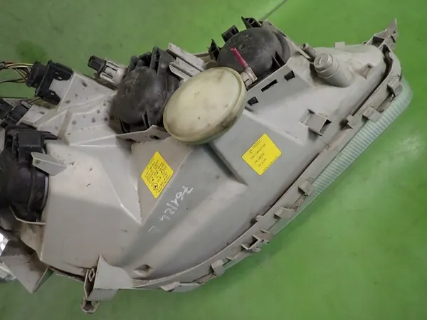 Farol esquerdo OEM 0301189201 para Mercedes Vaneo image 8