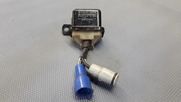 Gloeibougie relais OEM 28610-64010 voor Toyota Camry image 2