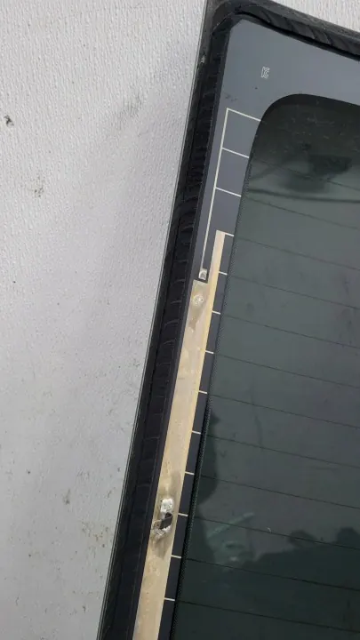 VOLVO S60 III 2019 Bakkarossglas OEM Original image 4