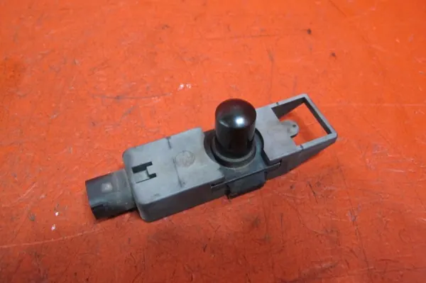 Mercedes S-Class W221 Twilight Sensor OEM A2118701310 image 3
