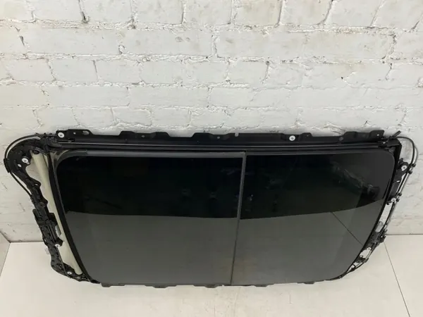 Volvo V90 Cross Country Kattoikkuna OEM DOT39AS3M554 image 4