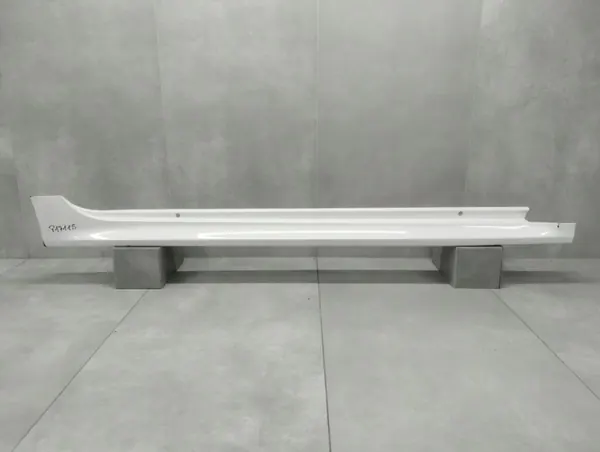 Seuil de Porte Droit Toyota Yaris 4 IV 20- Mazda 2 22- Hybrid image 1