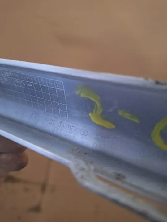 VW Tiguan Bumperstrip OEM 5NN853102 - Gebruikt image 6