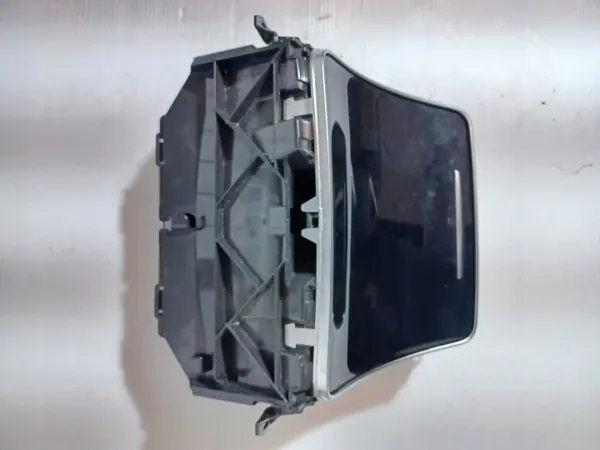 Cendrier Mercedes Classe C W205 OEM A2056800210 image 3