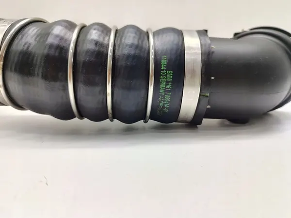 BMW 5 E60 E61 2009 Front Intercooler Schlauch image 6