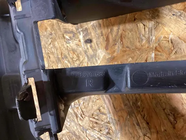 Grade de Para-choque Direito Porsche Macan 14-19 95b807682 image 6