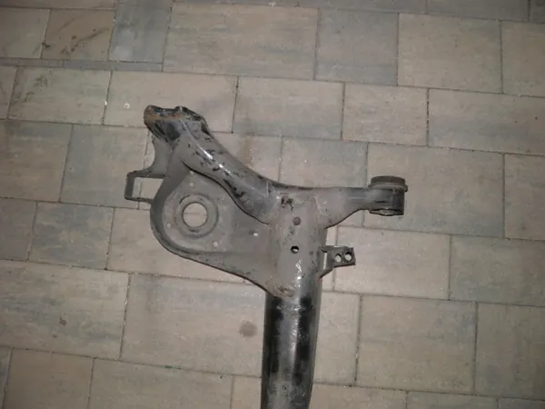 Taka-akselipalkki OEM 1S0 VW Up MII Citigolle image 3