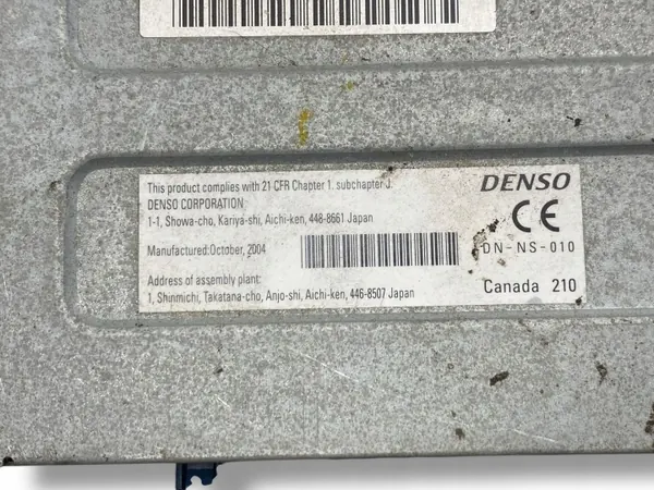 Cambiador CD/DVD Land Rover OEM YIB500023 - Usado image 8