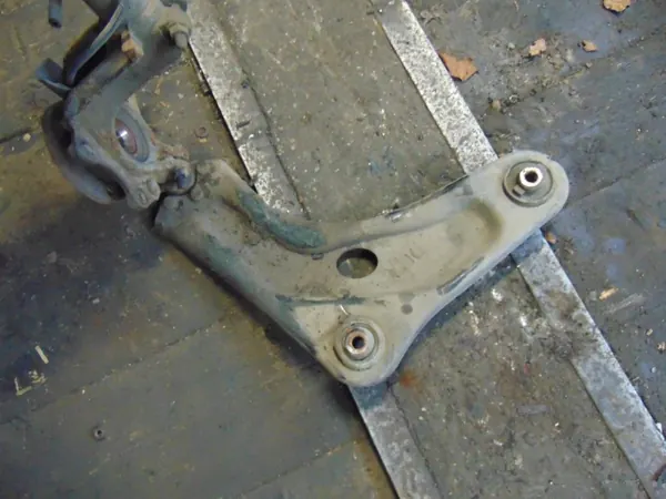 OEM-osat PEUGEOT 207 1.6 MCPERSON Oikea Etu image 4