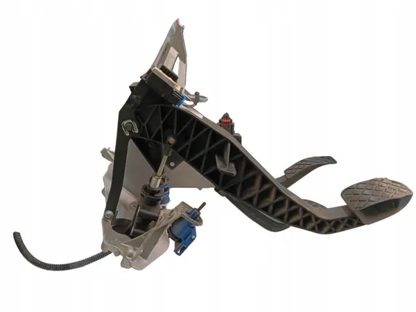 Audi Pedaalset OEM 4F0907658A Gebruikt - Koppeling & Gaspedaal image 7