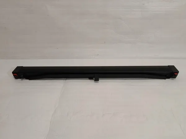 Rejilla de maletero BMW 5 G31 LCI OEM 7466711 - Usado image 2