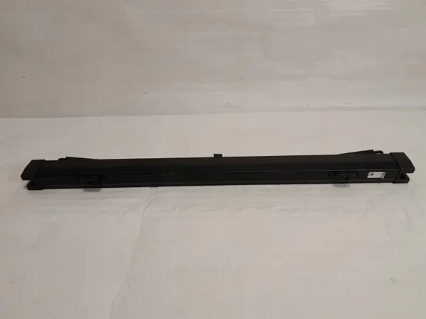 Rejilla de maletero BMW 5 G31 LCI OEM 7466711 - Usado image 3