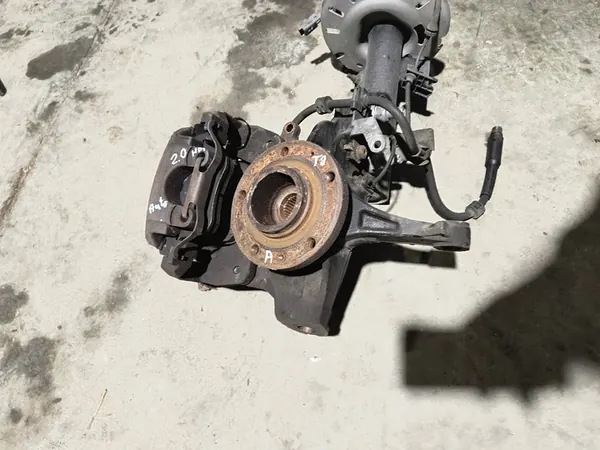 Amortisseur McPherson gauche Peugeot 308 T9 2.0 Blue HDi image 2