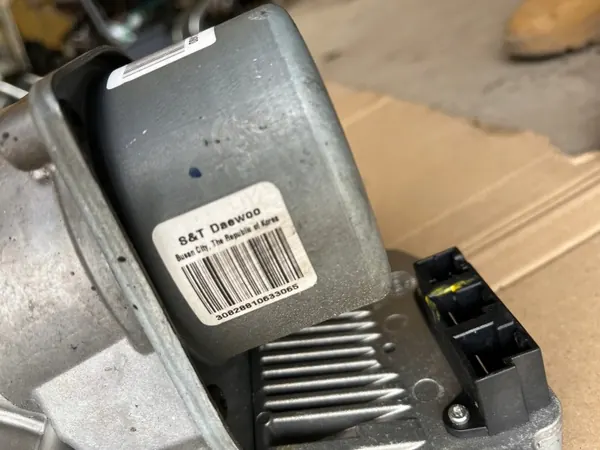 Elkraftstyrpump Hyundai I30 OEM 563002L700 image 4