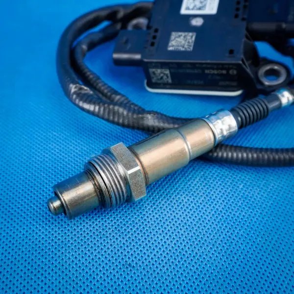 Sensor NOX OEM 13629887657 para BMW X5/X6 B57D30B image 3