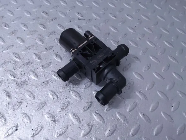Kühlmittelheizer Jaguar I-Pace OEM T4K1028 - Gebraucht image 6