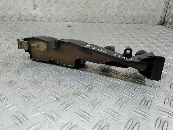 Bobina de encendido Peugeot 206 1.4 16V OEM 040102045 ZSE045 image 4