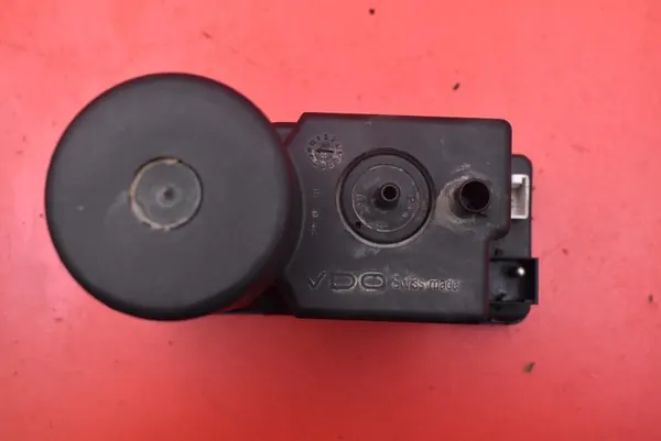 Bomba de Fechadura Central Audi A4 B5 Sedan 94-95 4A0862257A image 1