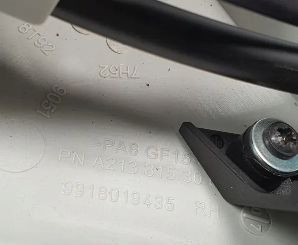 Rechter achterste rollenleider A2138153000 Mercedes-Benz image 6