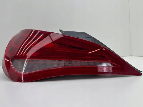 MERCEDES W117 CLA Luz Trasera Izquierda LED A117906501 image 3