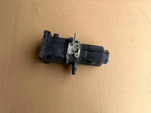 Pompe AdBlue Mercedes-Benz OEM A0001407678 Occasion image 2