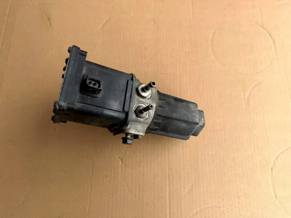 Pompe AdBlue Mercedes-Benz OEM A0001407678 Occasion image 4