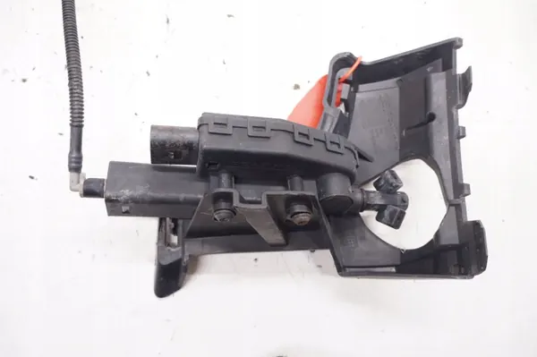 Volvo XC60 ajovalopesuripumppu suutin OEM 30763419 image 2
