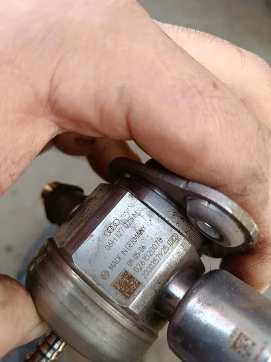 Einspritzpumpe Audi A4 B8 1.8 TFSI image 4