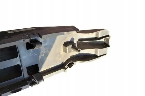 Etupuskuri VOLVO V60 2015 image 2