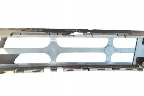 Etupuskuri VOLVO V60 2015 image 4