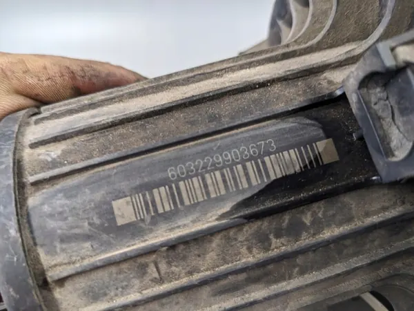 Pompe à air secondaire OEM 131333C pour Audi A3 VW Golf image 3