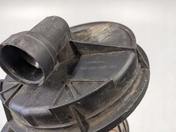 Pompe à air secondaire OEM 131333C pour Audi A3 VW Golf image 4