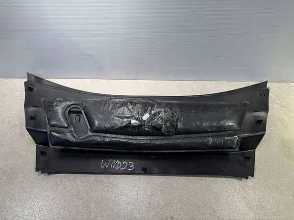 Jaguar I-Pace X590 Isolamento do Capô J9D3-10B812-DE image 2