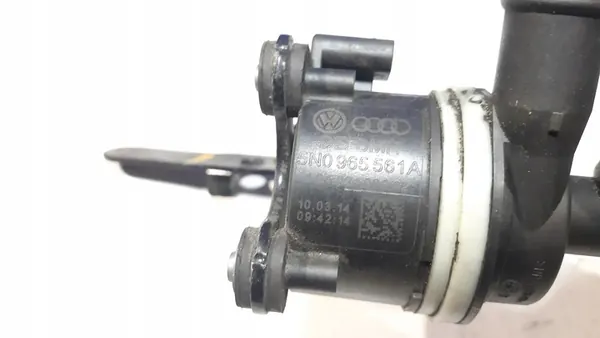 Vattenpump VW Passat B7 Alltrack 2.0L 2012 1K0121051AH image 6