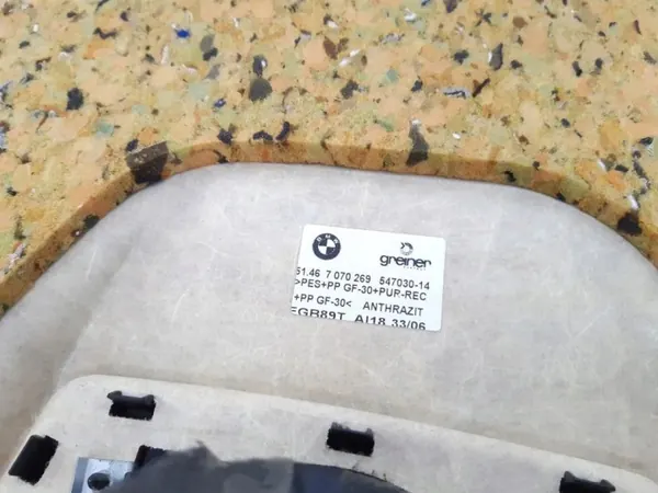 BMW E63 Taka-Hylly OEM 7070269 - Käytetty image 7