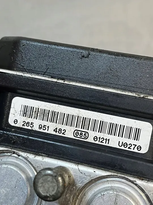 Pompe ABS OEM 9665626280 pour Peugeot Citroen image 3