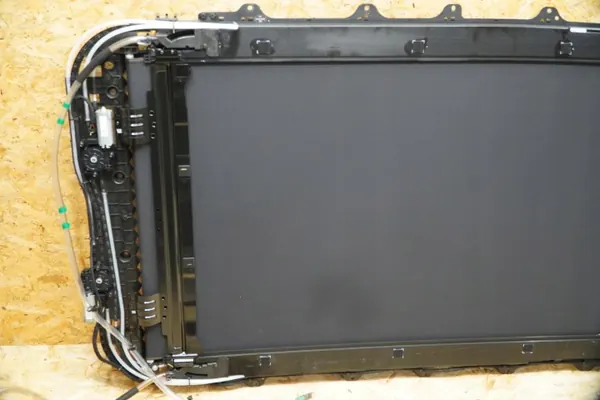 OEM SA3HK-5703100B-Y1A7 Store Toit Panoramique BYD Seal image 3