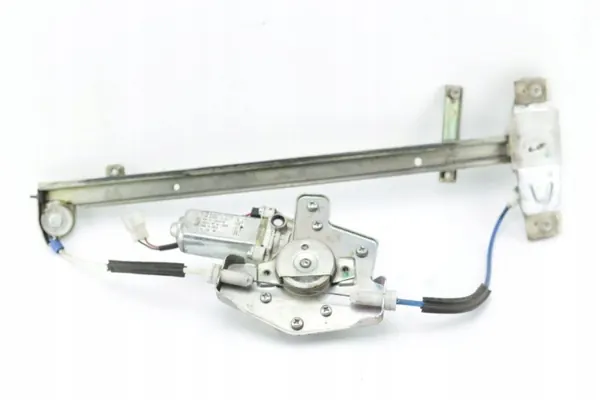 TATA OEM W0650100 Oikea etuikkunan säädin image 2