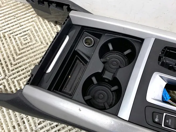 Túnel Central AUDI Q5 FY 4K1864261D image 3