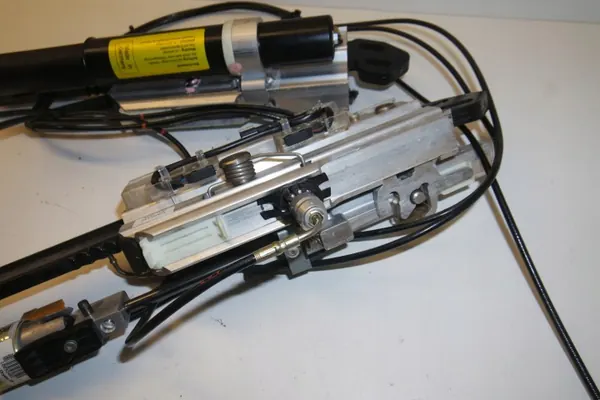 Soupape d'actionneur toit Mercedes OEM A2308210551 image 5