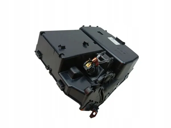 Mittkonsolförvaring Mercedes C W205 OEM A2056800210 image 5