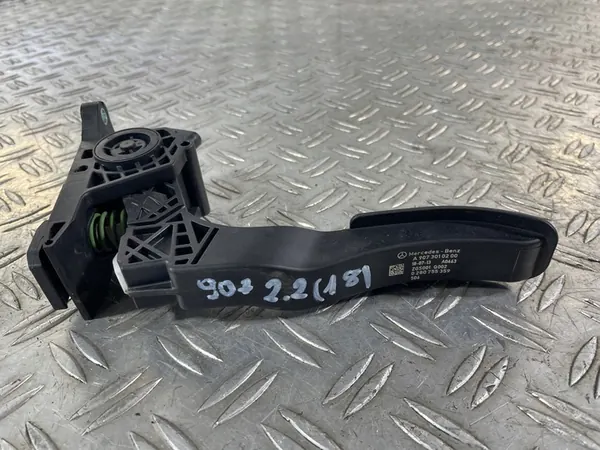 SPRINTER 907 18- Gaspedaal 2.2 A9073010200 image 2