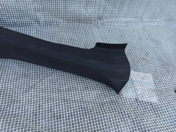 Audi S8 D3 Guardabarros trasero izquierdo OEM 4E0864607P image 3
