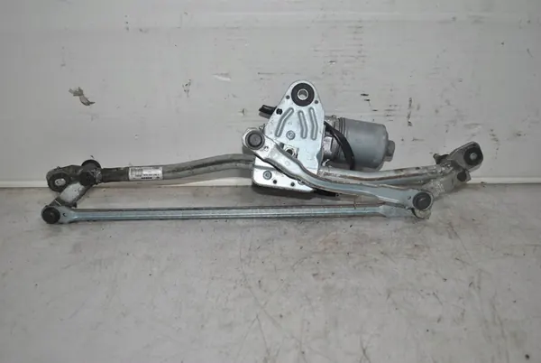 Pyyhkijänmekanismi Audi A6 C6 0390241651 4F1955119C image 4